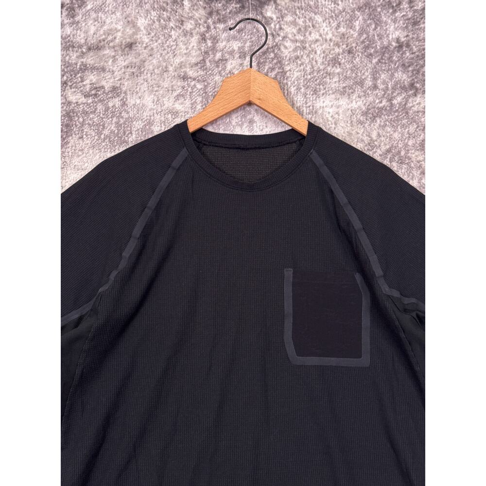 Lululemon Ventilated Hiking Shirt Medium Mens Black Short Sleeve - Picture 2 of 7